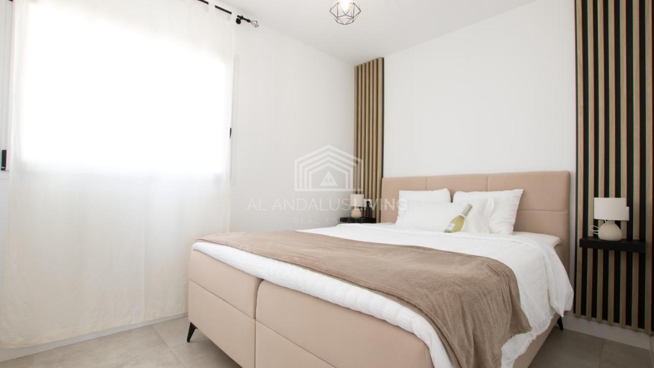 Panoramic Sea Views And Direct Access To The Beach From The Community In Torrenueva Apartment Málaga Exterior foto