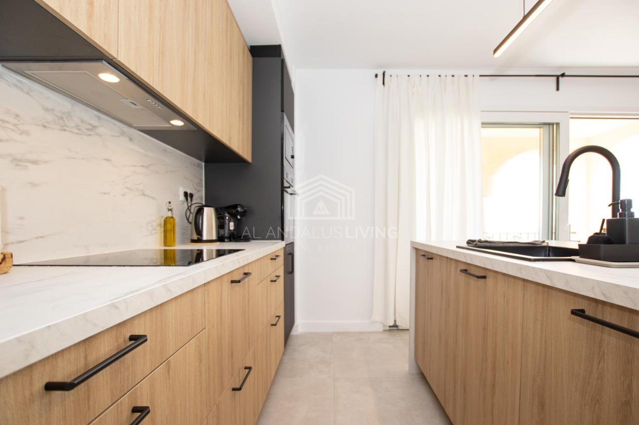 Panoramic Sea Views And Direct Access To The Beach From The Community In Torrenueva Apartment Málaga Exterior foto