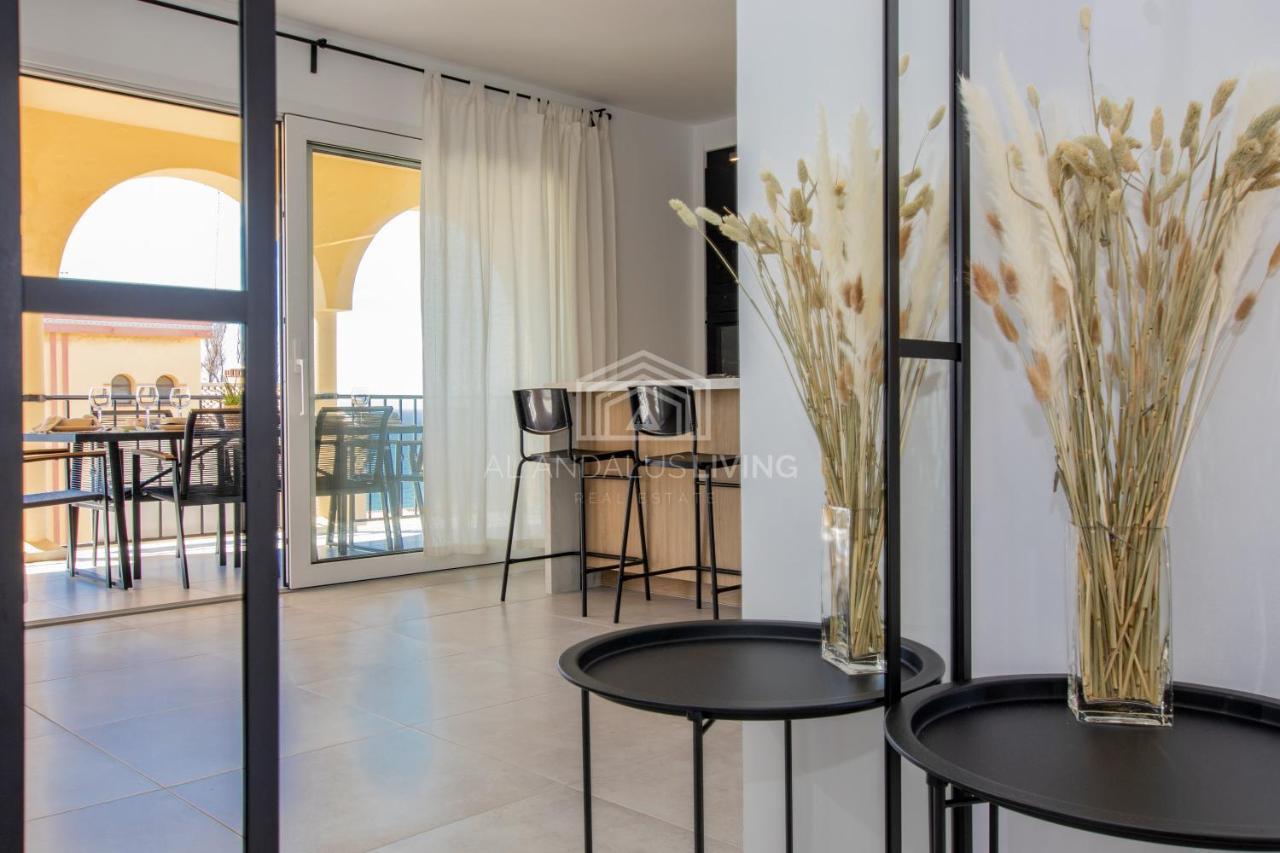 Panoramic Sea Views And Direct Access To The Beach From The Community In Torrenueva Apartment Málaga Exterior foto
